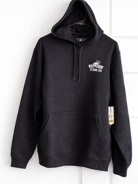 Volcom Black Graphic Hoodie NWT Men’s Small Skate Streetwear Logo Pullover